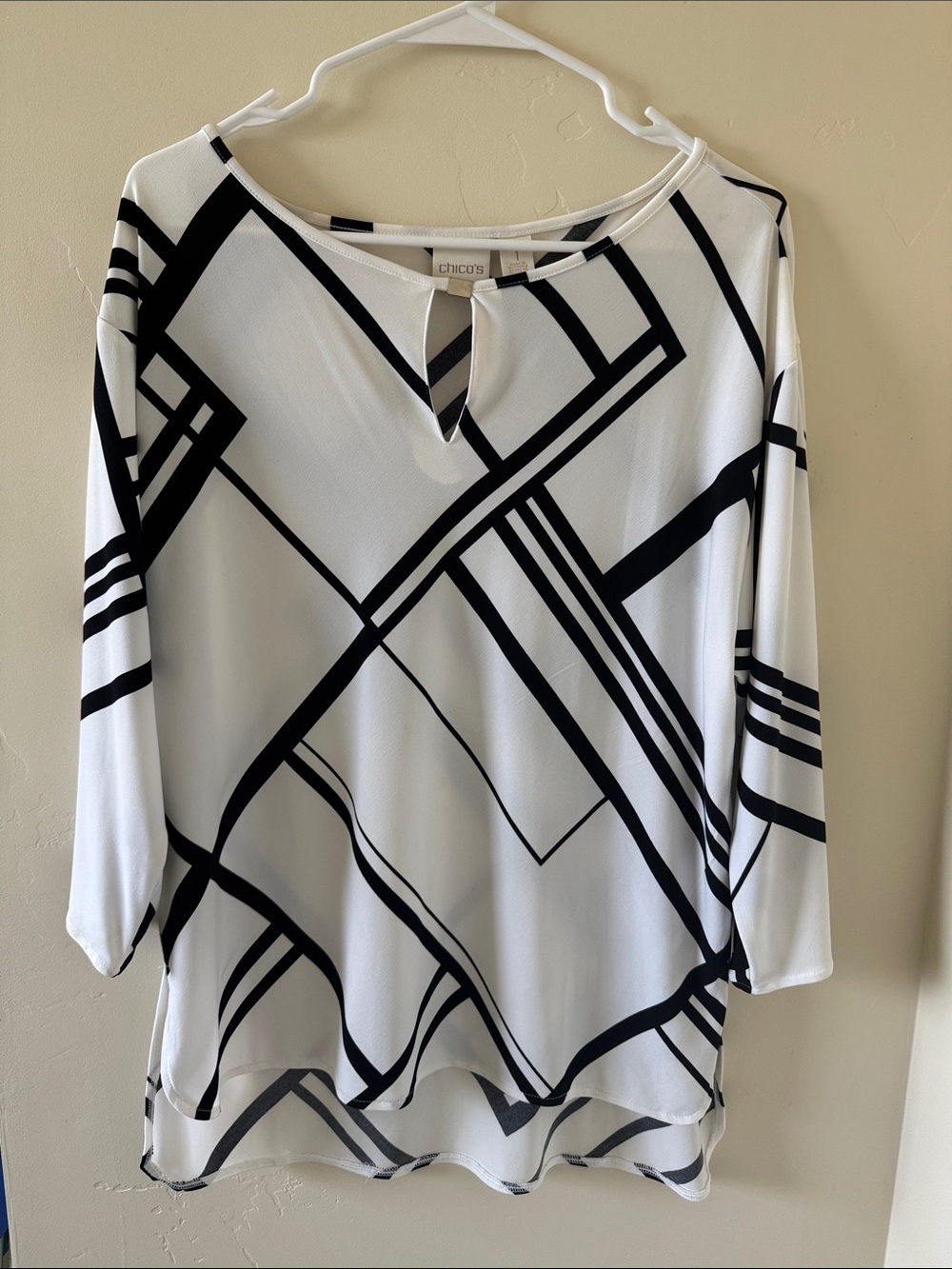 Chico's White Tunic with Black Geometric Print and Keyhole